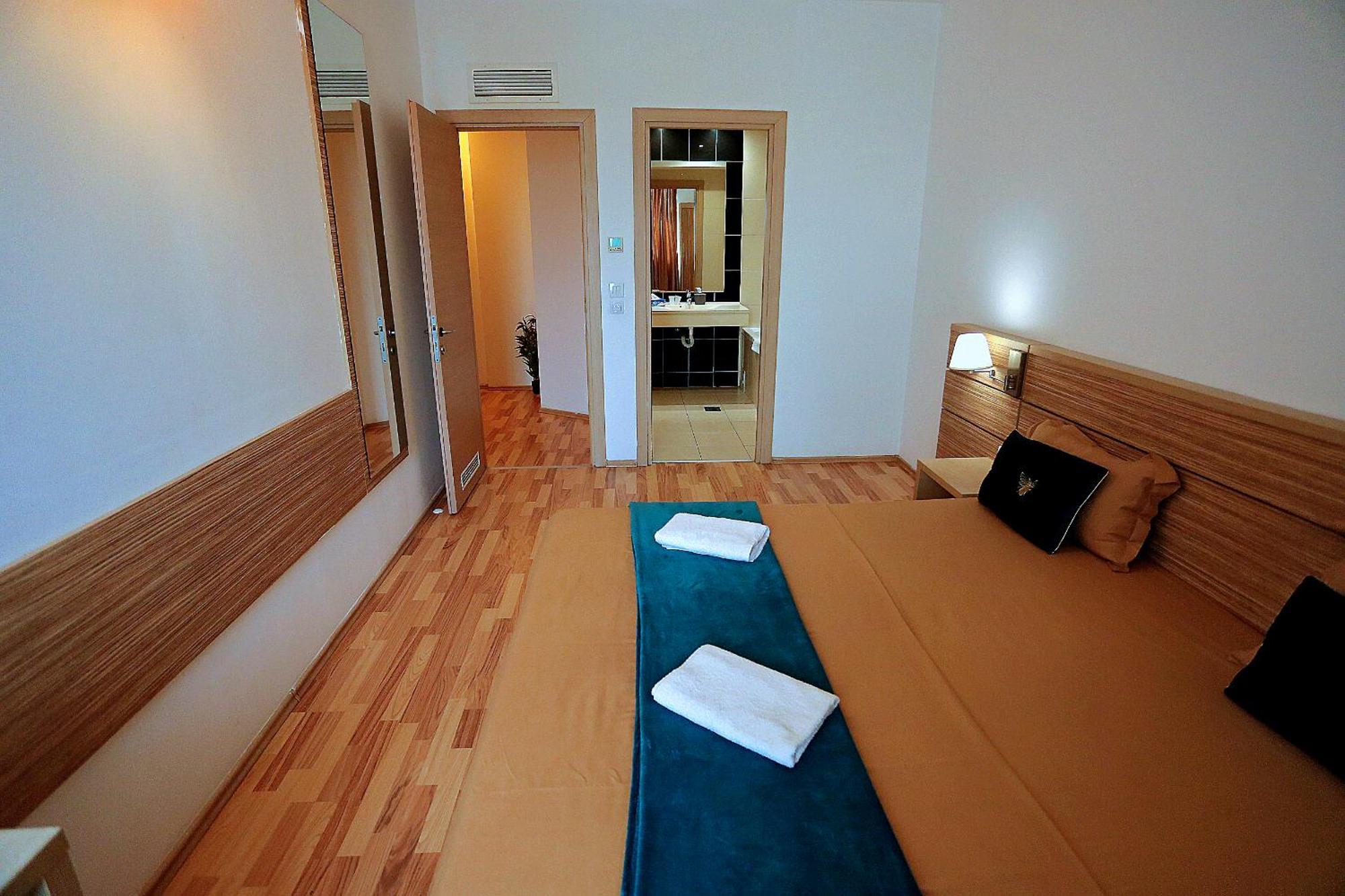 Cataleya Suites Aparthotel Bucureşti Ngoại thất bức ảnh